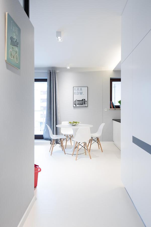 Premium Apartment For Old Town & Jewish Quarter - Balcony Plus Pool Onsite Cracóvia Exterior foto