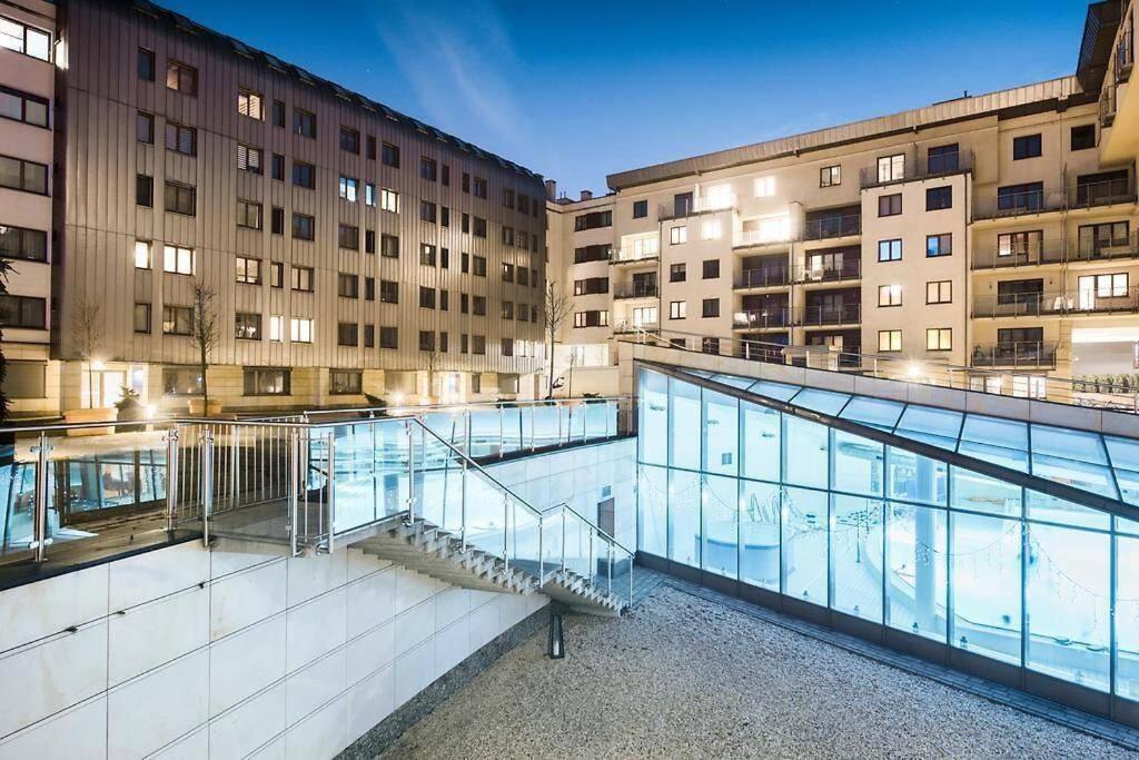 Premium Apartment For Old Town & Jewish Quarter - Balcony Plus Pool Onsite Cracóvia Exterior foto